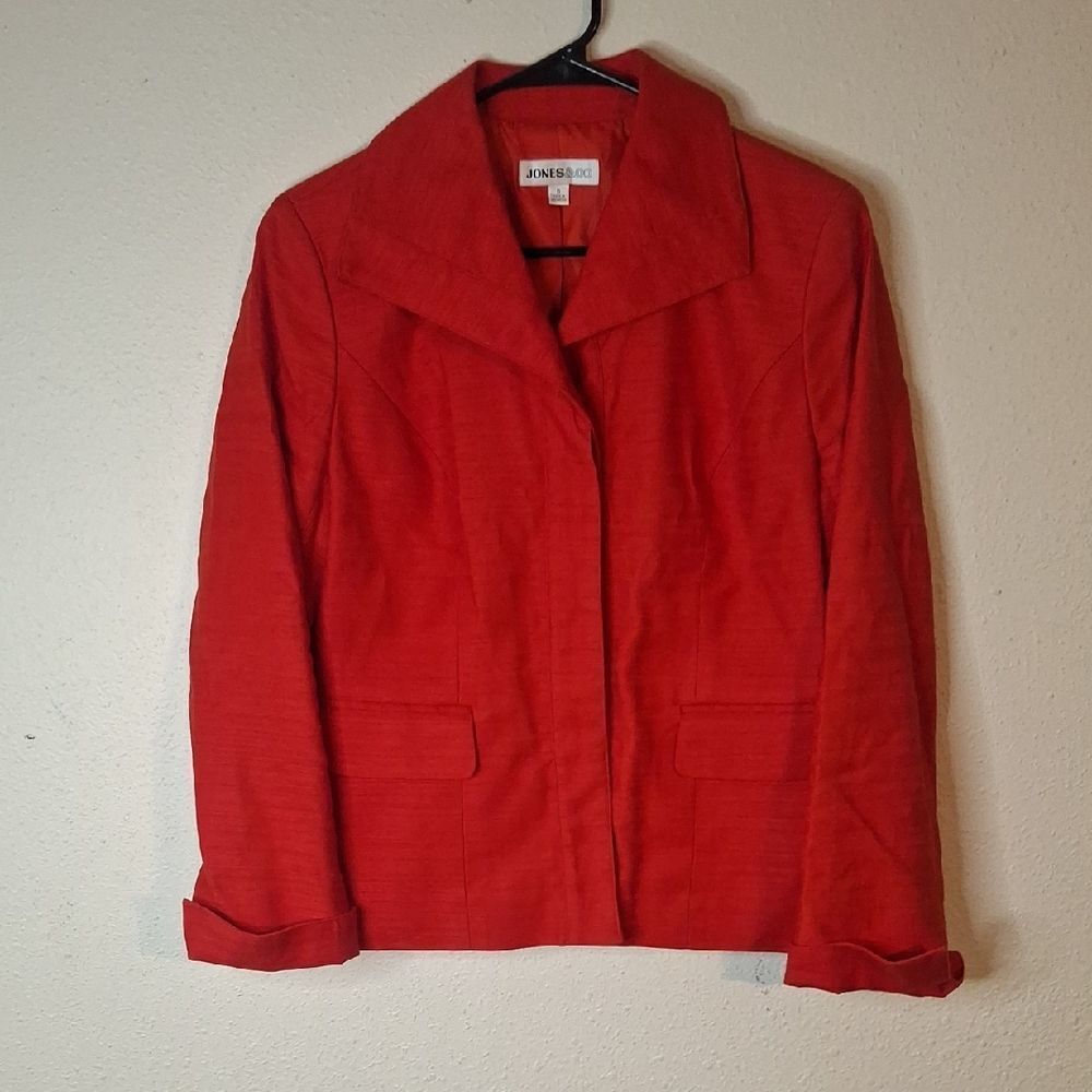 Jones New York Women's Vibrant Red Blazer size 6